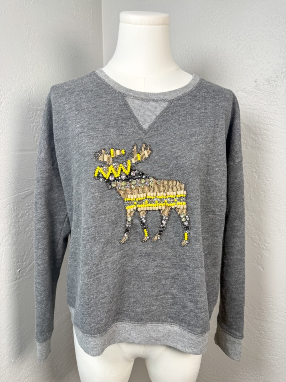 Abercrombie Fitch Beaded Moose Sweatshirt Gray Crewneck Embellished Size S